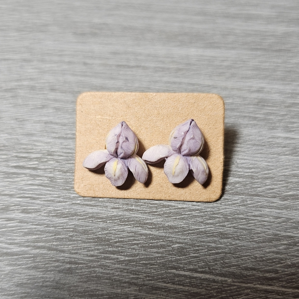 Vintage Clay Purple Iris Stud Earrings